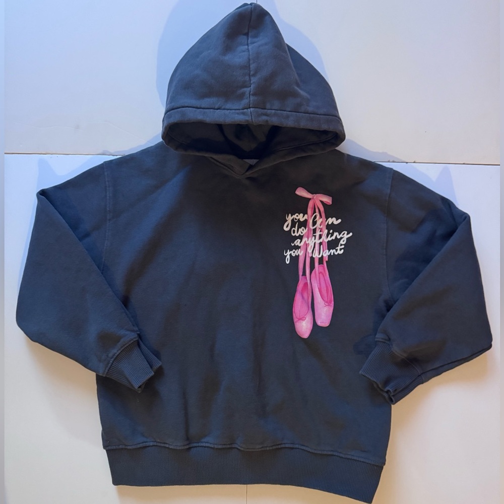 Zara Gray Hoodie  Sweater w/ Ballet Graphic in Size 11-12 in EUC
